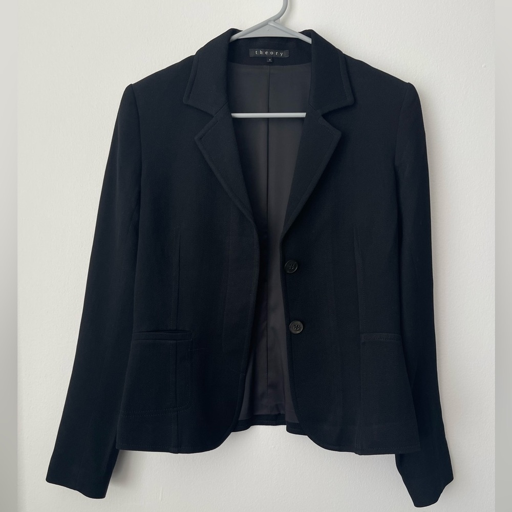 Theory Black Wool-Blend Tailored Blazer – Size 4